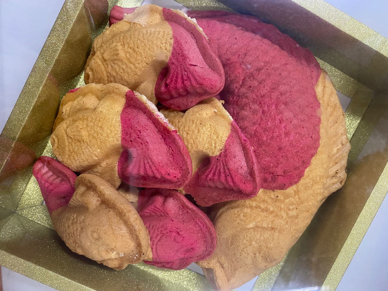 Bahulu Berinti Straberry